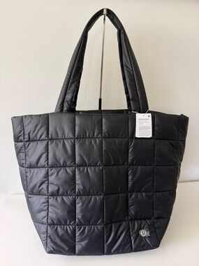New LULULEMON Quilted Grid Tote  Bag 26L, Black